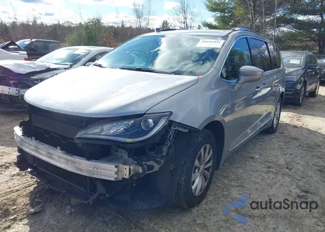 2019 Chrysler Pacifica Touring L from USA, damaged, VIN 2C4RC1BGXKR548014